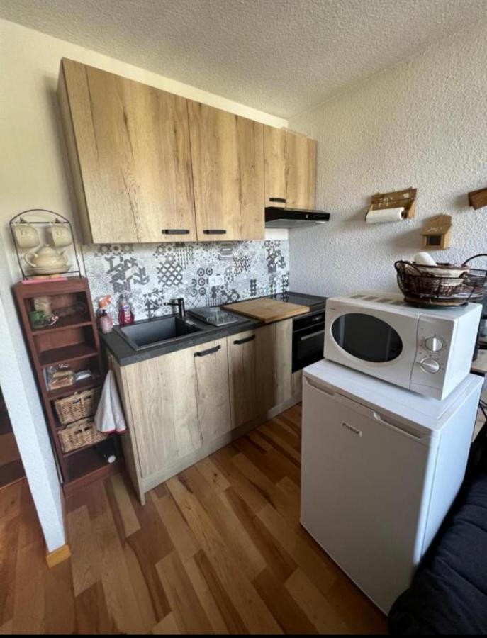 Appartement Pied Des Pistes Super Sauze Enchastrayes Exterior foto