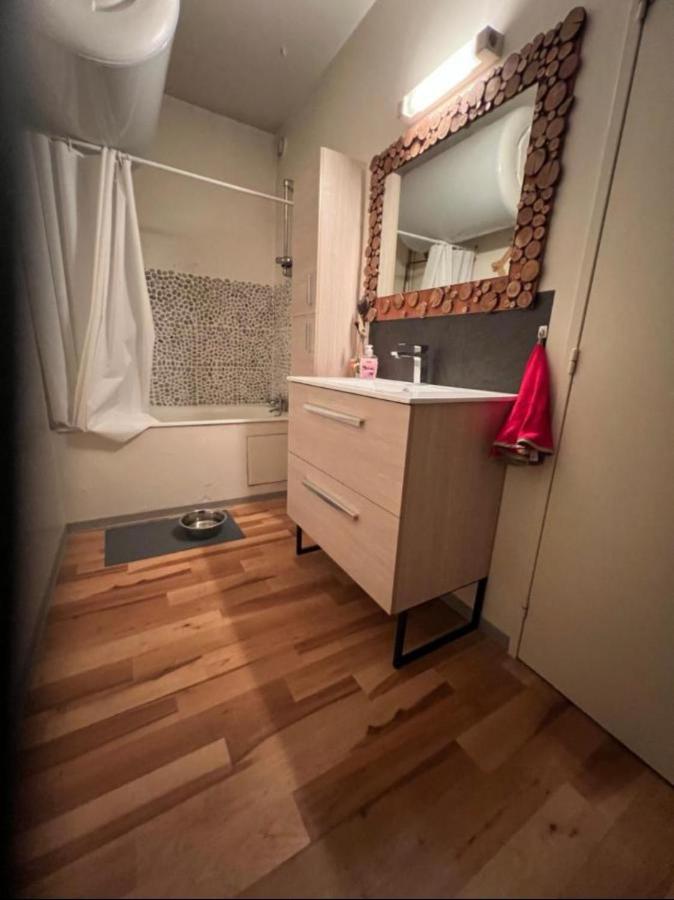 Appartement Pied Des Pistes Super Sauze Enchastrayes Exterior foto