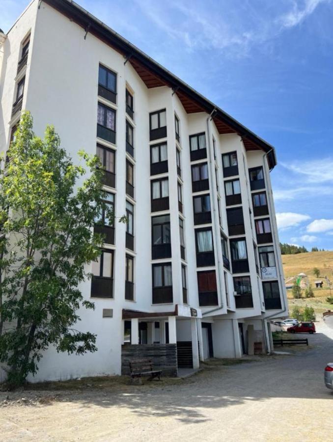Appartement Pied Des Pistes Super Sauze Enchastrayes Exterior foto